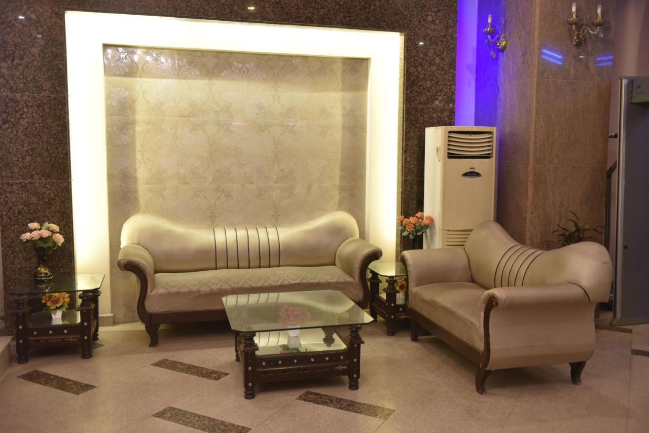 Shalimar Tower Hotel Лахор Екстериор снимка